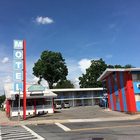 Village Motel Ellenville Ngoại thất bức ảnh